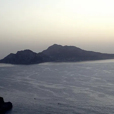 Vakantiehuis Raggio Di Sole Massa Lubrense